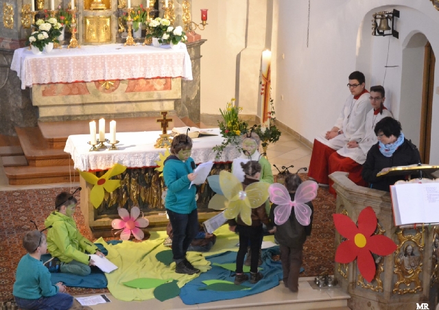 2016-03-27_Familiengottesdienst_Kirchenpingarten_004